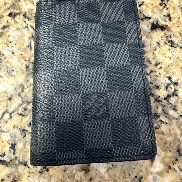 Preowned – Louis Vuitton Gray Checkered Card Holder - Picture 1 of 3